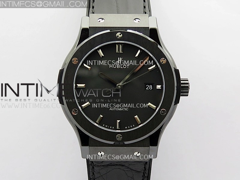 Classic Fusion 42mm Ceramic JJZF 1:1 Best Edition Black Dial On Black Gummy Strap