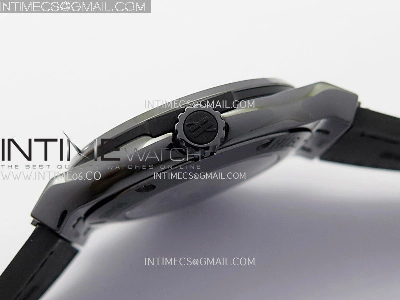 Classic Fusion 42mm Ceramic JJZF 1:1 Best Edition Black Dial On Black Gummy Strap