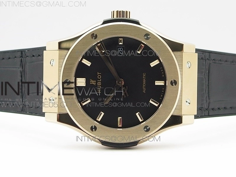 Classic Fusion 42mm RG B50F Black Dial On Black Gummy Strap A2892