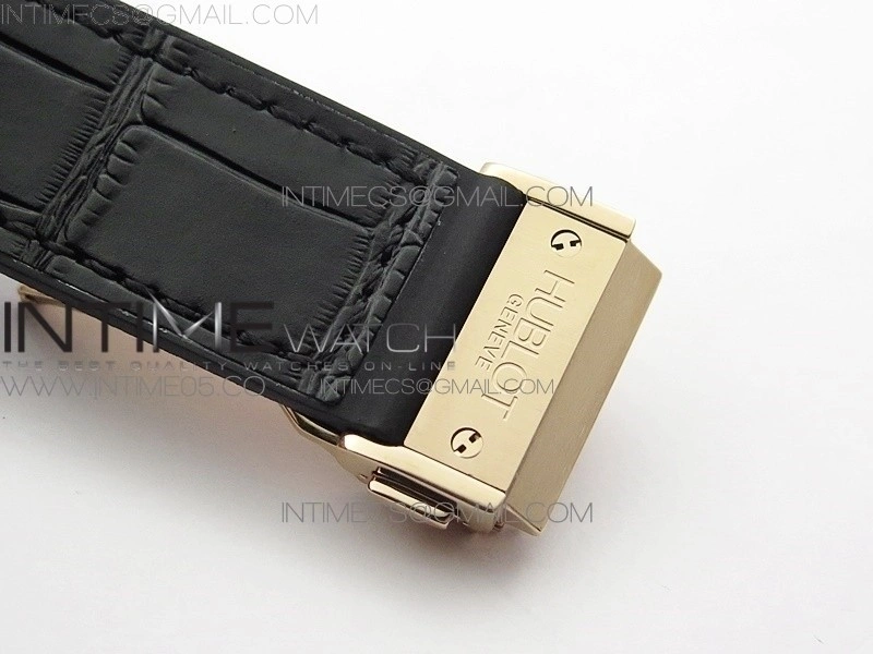 Classic Fusion 42mm RG B50F Black Dial On Black Gummy Strap A2892