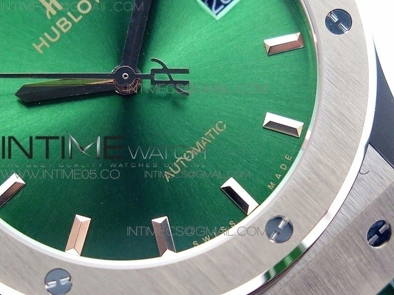 Classic Fusion 42mm RG B50F Green Dial On Green Gummy Strap A2892
