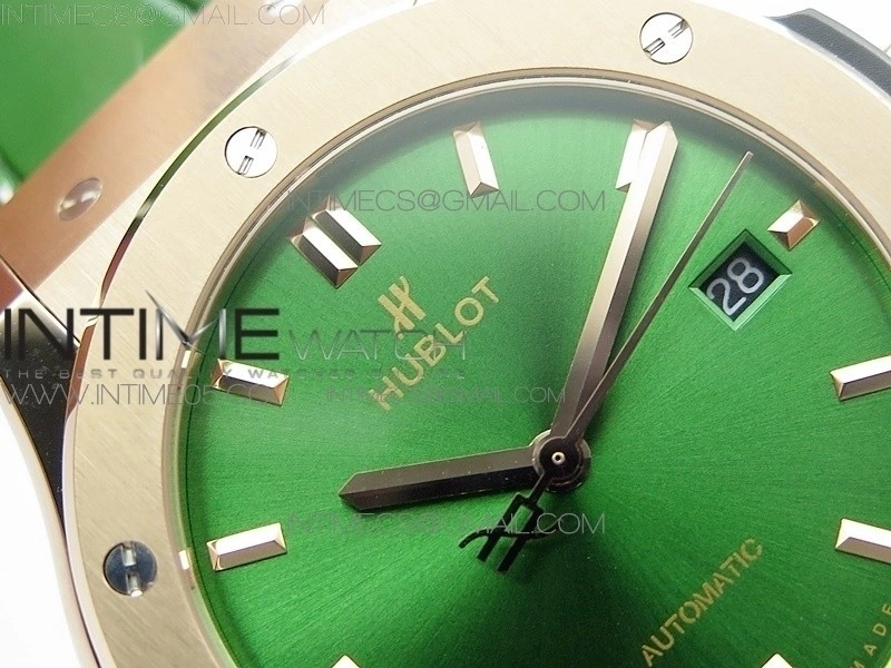Classic Fusion 42mm RG B50F Green Dial On Green Gummy Strap A2892