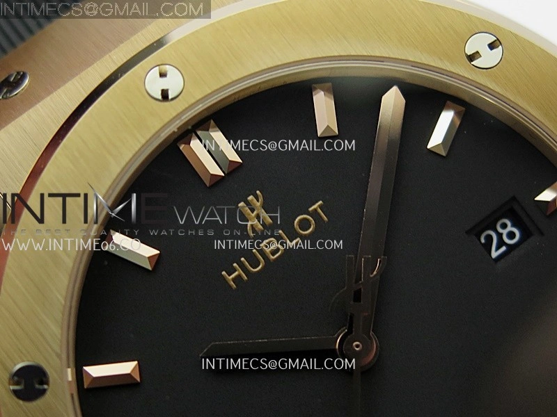 Classic Fusion 42mm RG JJZF 1:1 Best Edition Black Dial On Black Rubber Strap