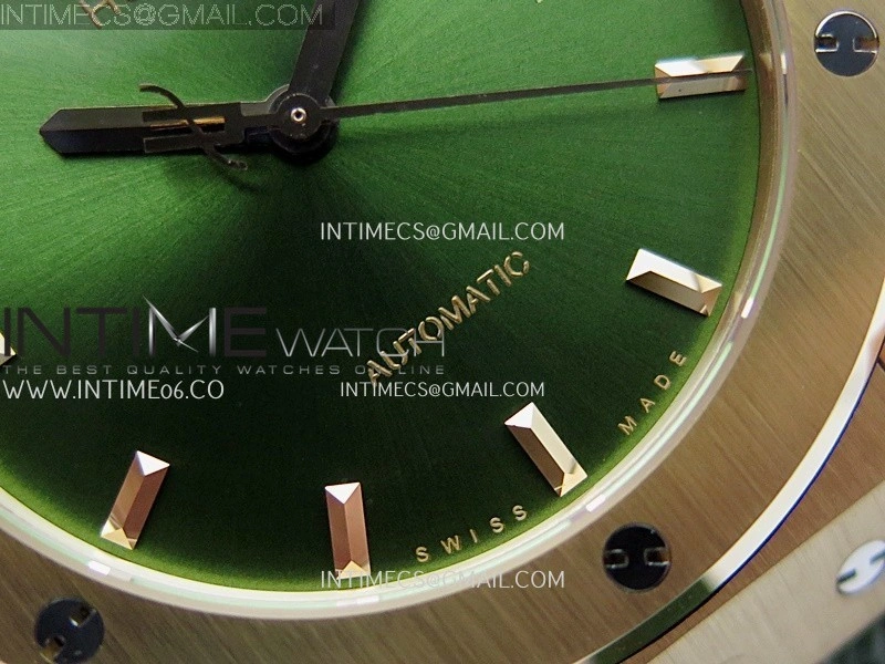 Classic Fusion 42mm RG JJZF 1:1 Best Edition Green Dial On Green Gummy Strap