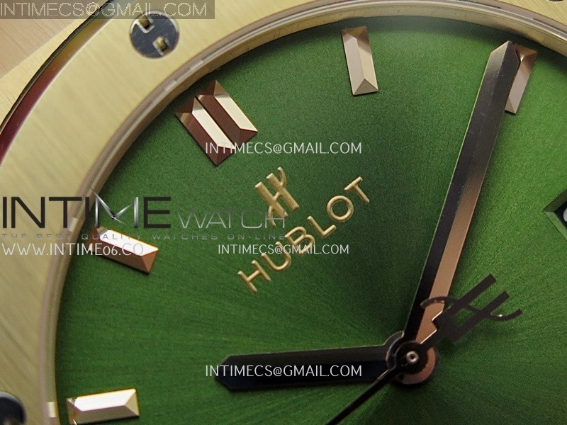 Classic Fusion 42mm RG JJZF 1:1 Best Edition Green Dial On Green Gummy Strap