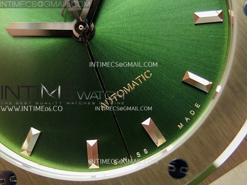 Classic Fusion 42mm RG JJZF 1:1 Best Edition Green Dial On Green Rubber Strap