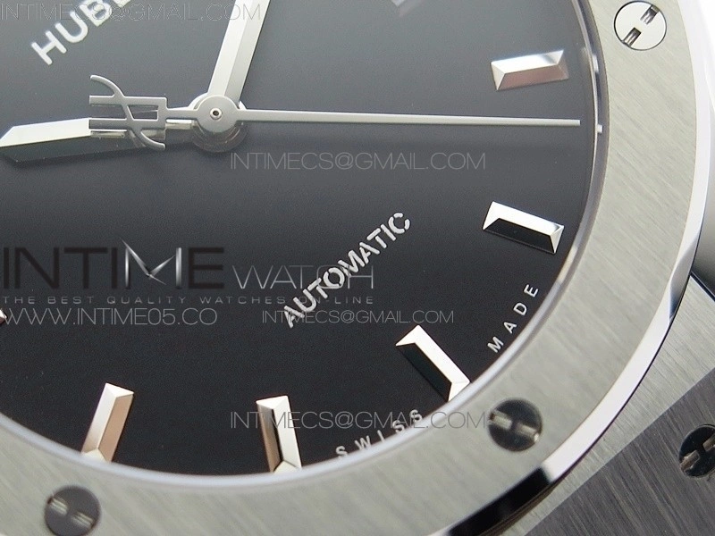 Classic Fusion 42mm SS B50F Black Dial On Black Gummy Strap A2892