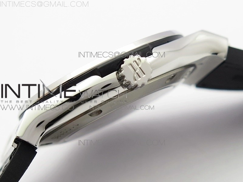 Classic Fusion 42mm SS B50F Black Dial On Black Gummy Strap A2892