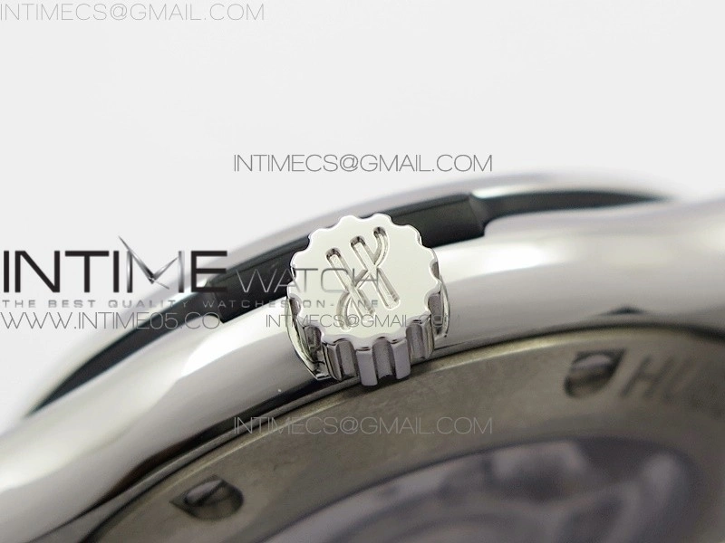 Classic Fusion 42mm SS B50F Black Dial On Black Gummy Strap A2892