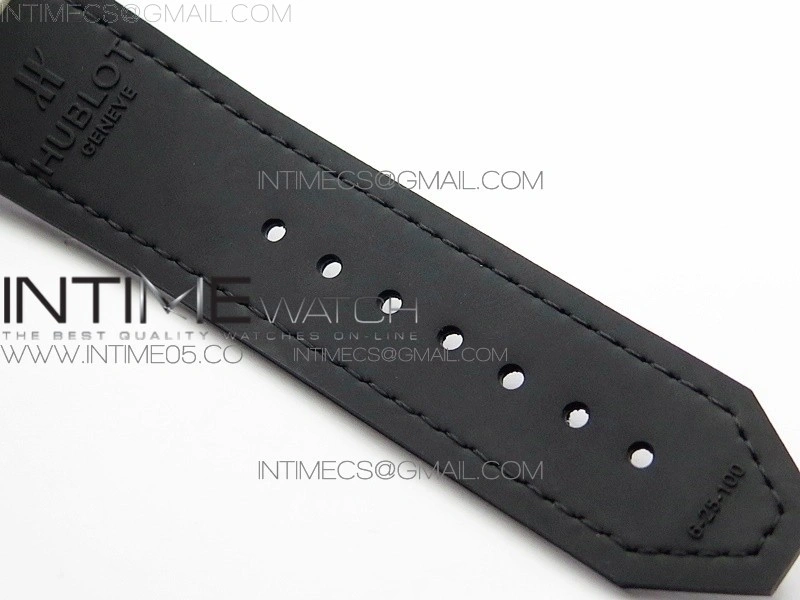 Classic Fusion 42mm SS B50F Black Dial On Black Gummy Strap A2892