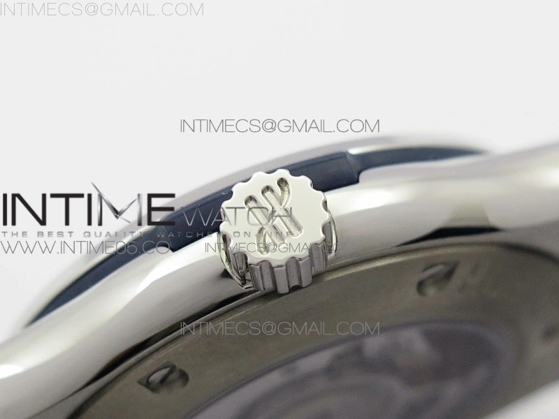 Classic Fusion 42mm SS B50F Blue Dial On Blue Gummy Strap A2892