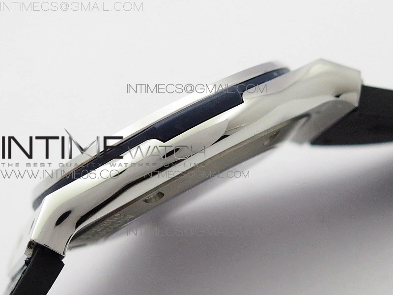 Classic Fusion 42mm SS B50F Blue Dial On Blue Gummy Strap A2892