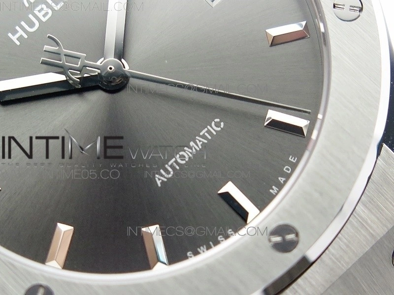 Classic Fusion 42mm SS B50F Gray Dial On Black Gummy Strap A2892