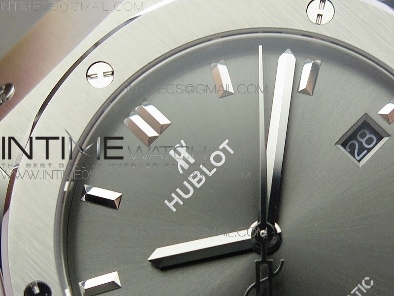 Classic Fusion 42mm SS B50F Gray Dial On Black Gummy Strap A2892