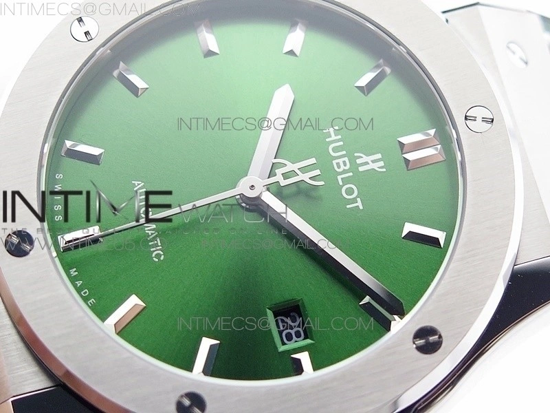 Classic Fusion 42mm SS B50F Green Dial On Green Gummy Strap A2892