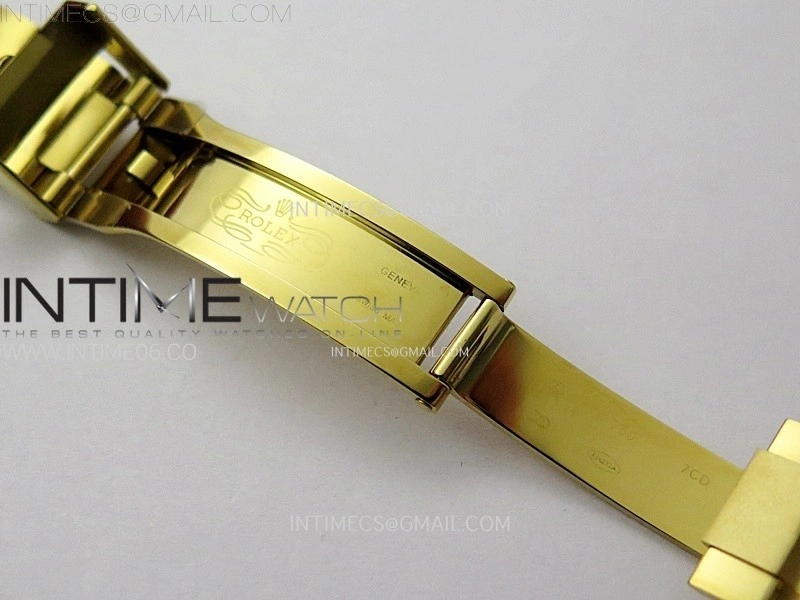 Daytona YG ADGF Best Edition Green YG Dial on YG Bracelet A7750