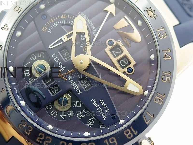 Executive Toro RG TWA 1:1 Best Edition Blue Dial on Blue Rubber Strap Asian UN-32
