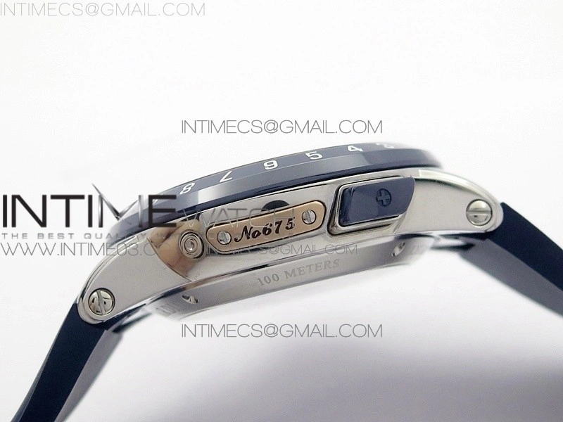 Executive Toro SS TWA 1:1 Best Edition Blue Dial on Blue Rubber Strap Asian UN-32