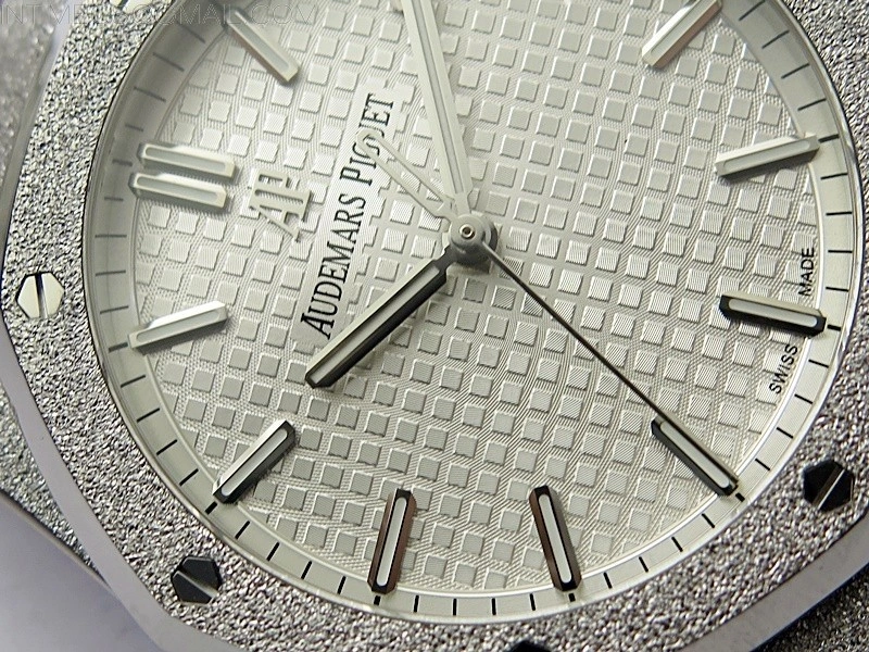 Royal Oak 41mm 15500 Frosted SS APSF 1:1 Best Edition Silver Textured Dial on Frosted SS Bracelet SA4302 Super Clone