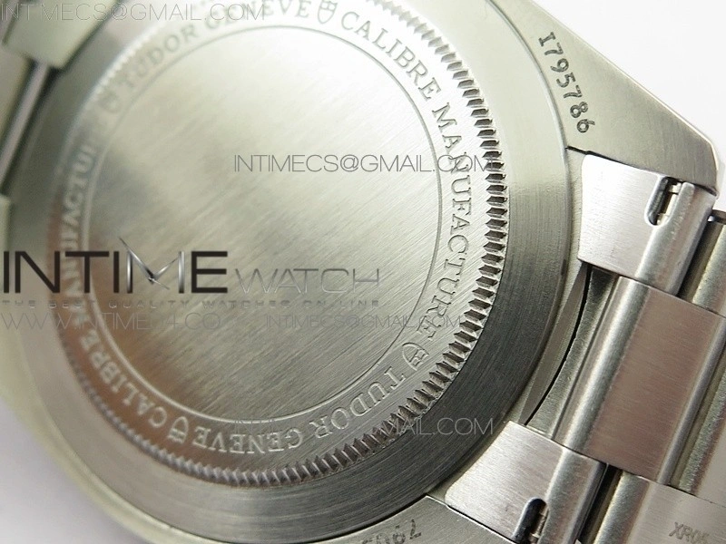 Heritage Black Bay FIFTY EIGHT M79030N 39mm SS V2 ZF 1:1 Best Edition Black Bezel on SS Bracelet A2824