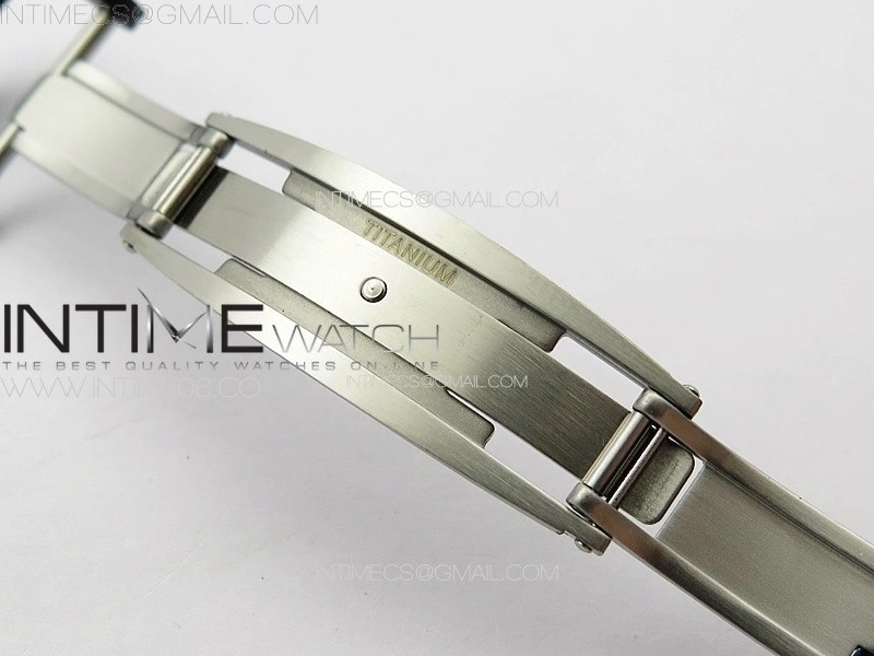 RM035-02 Forged Carbon Case KUF Best Edition Black Crown on Black Rubber Strap MIYOTA8215