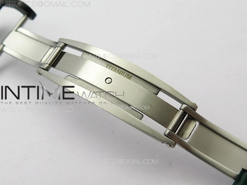 RM035-01 Forged Carbon Case KUF Best Edition Black Crown on Green Rubber Strap MIYOTA8215