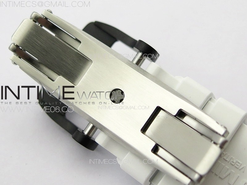 RM035-02 Forged Carbon Case KUF Best Edition White Crown on White Rubber Strap MIYOTA8215
