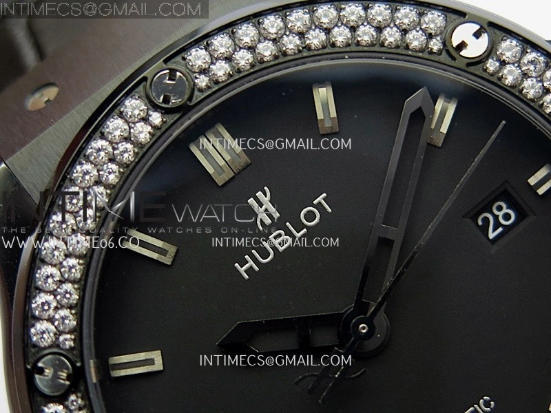 Classic Fusion 42mm Ceramic Diamonds JJZF 1:1 Best Edition Black Dial On Black Gummy Strap