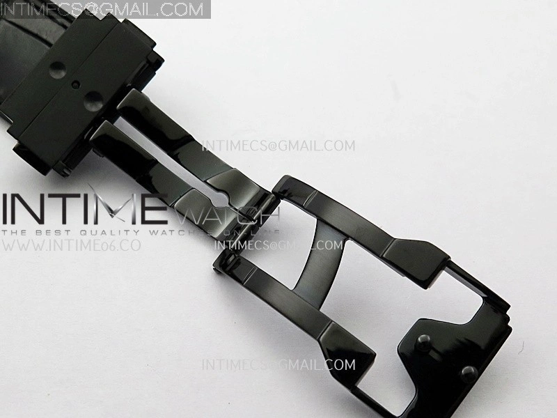 Classic Fusion 42mm Ceramic Diamonds JJZF 1:1 Best Edition Black Dial On Black Gummy Strap