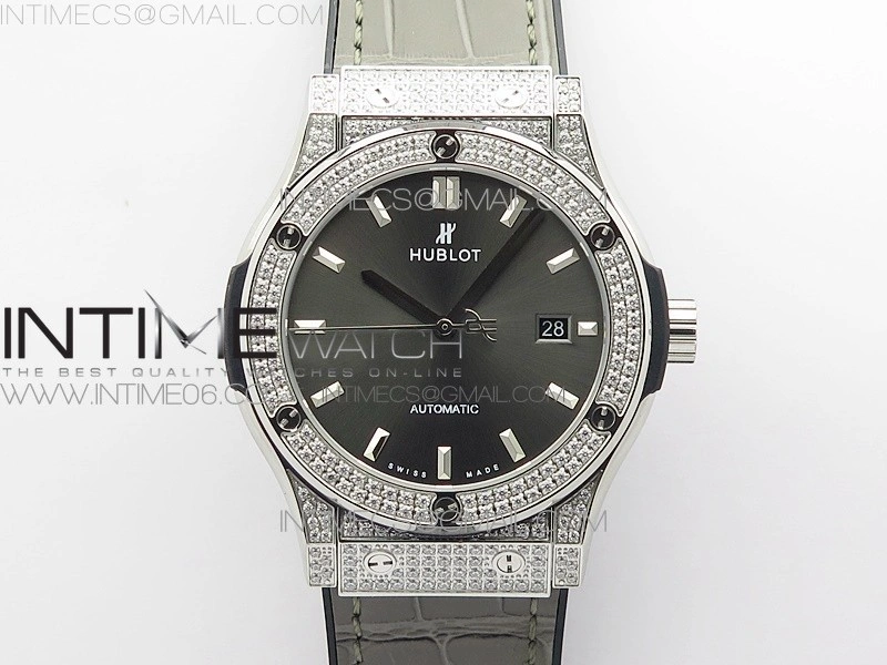Classic Fusion 42mm SS Paved Diamonds Case Bezel B50F Gray Dial On Gray Gummy Strap A2892