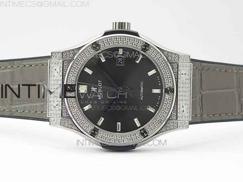 Classic Fusion 42mm SS Paved Diamonds Case Bezel B50F Gray Dial On Gray Gummy Strap A2892