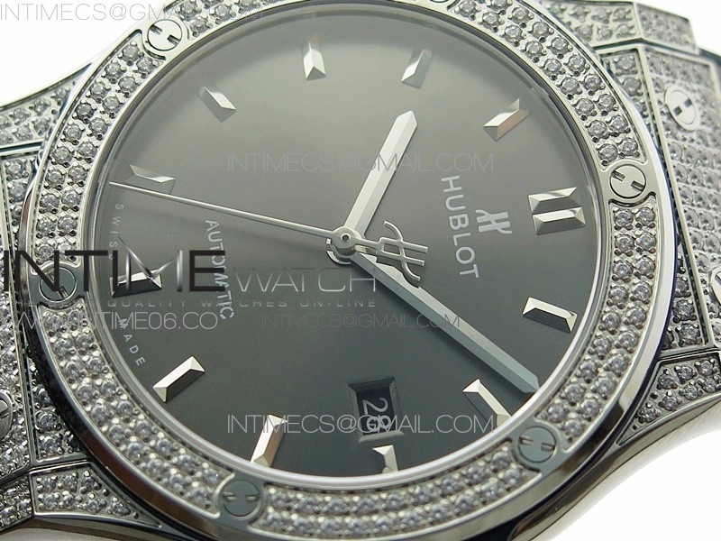Classic Fusion 42mm SS Paved Diamonds Case Bezel B50F Gray Dial On Gray Gummy Strap A2892
