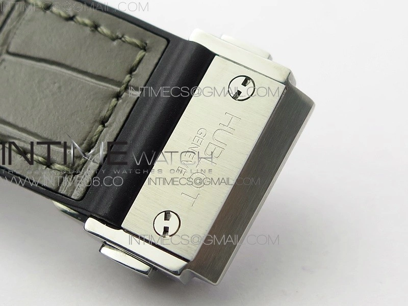 Classic Fusion 42mm SS Paved Diamonds Case Bezel B50F Gray Dial On Gray Gummy Strap A2892