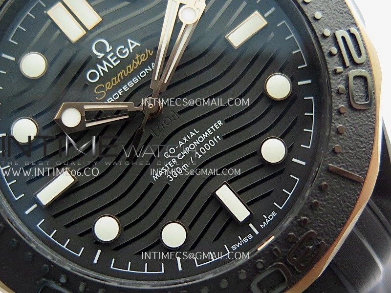 Seamaster Diver 300M Ceramic RG V4 VSF 1:1 Best Edition Black Dial On Black Rubber Strap Asian Super Clone 8806
