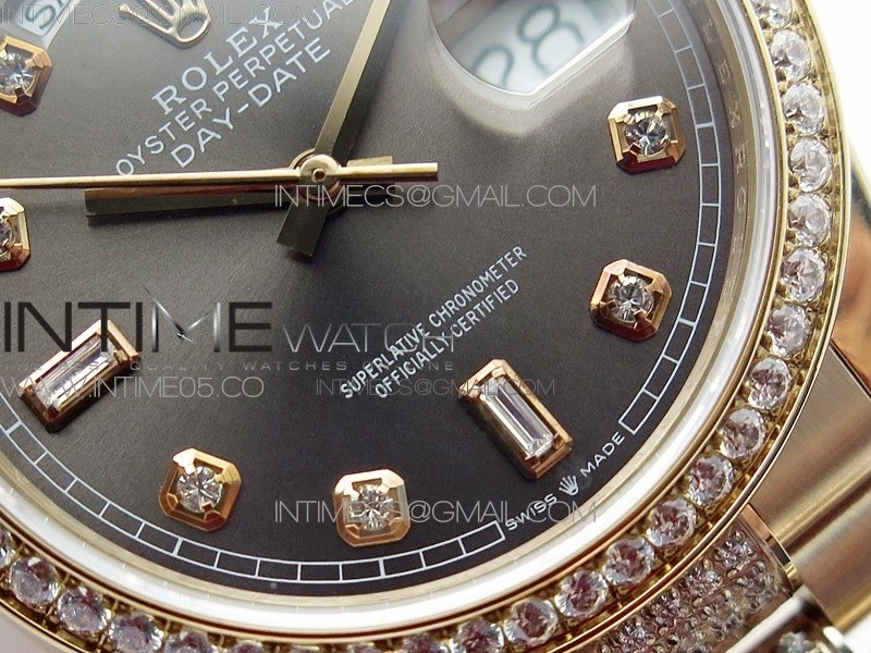 Day-Date 36 128235 RG Crystal BP Best Edition Gray Crystal Marker Dial on RG President Bracelet A2836