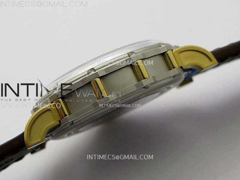 Hankham Indians Two Tone on Blue Leather Strap MIYOTA 8215