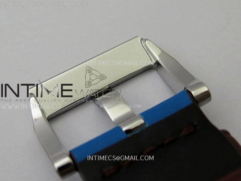 Hankham Indians Two Tone on Blue Leather Strap MIYOTA 8215