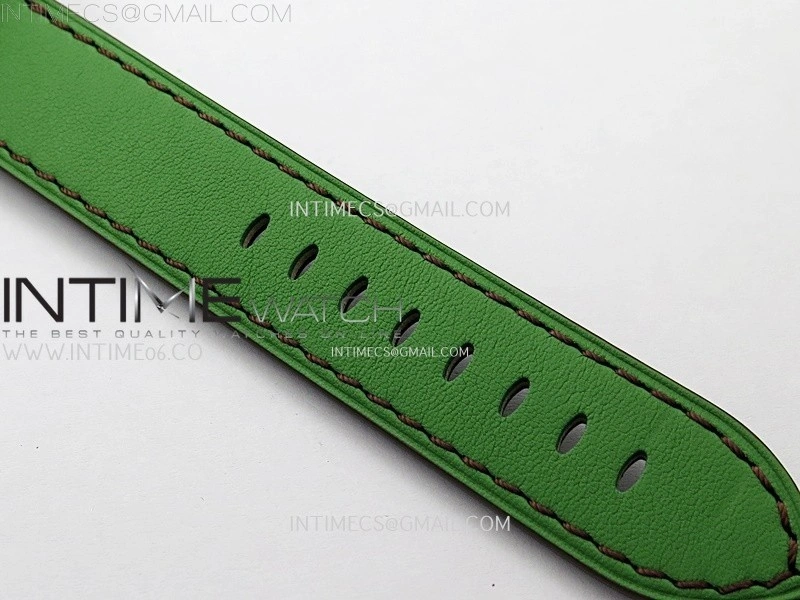 Hankham Indians Two Tone on Green Leather Strap MIYOTA 8215