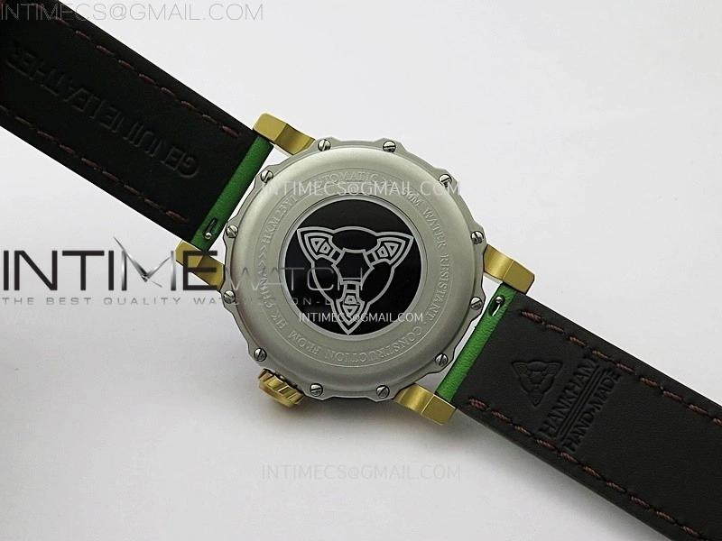 Hankham Indians Two Tone on Green Leather Strap MIYOTA 8215