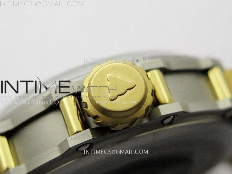 Hankham Indians Two Tone on Red Leather Strap MIYOTA 8215