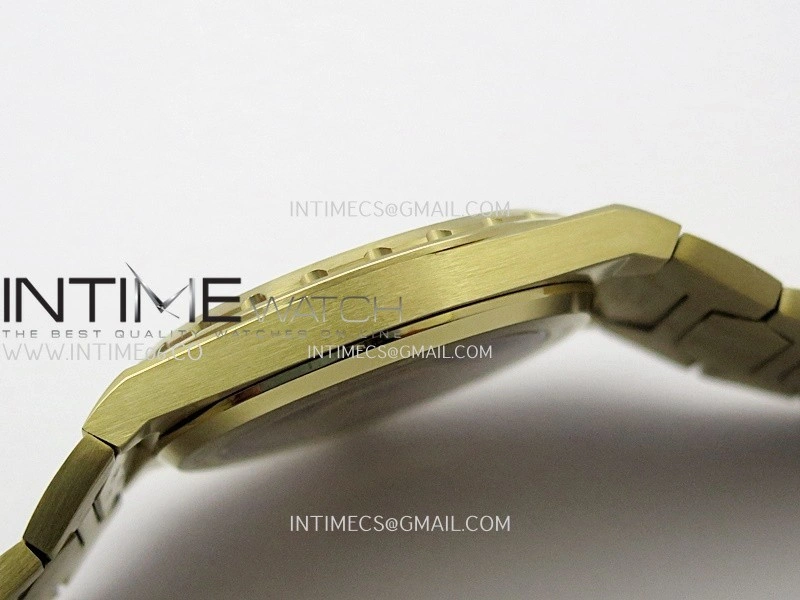 Historiques 4200H 222J-B935 YG 8+F Best Edition Gold Dial on YG Bracelet A2455