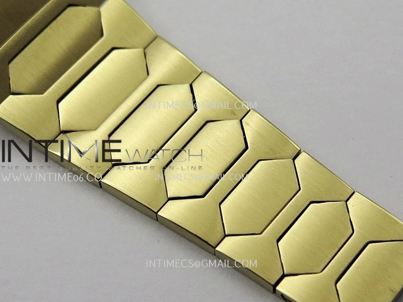 Historiques 4200H 222J-B935 YG 8+F Best Edition Gold Dial on YG Bracelet A2455