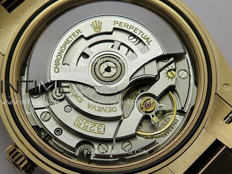 Day Date 228235 40mm 904L RG VSF 1:1 Best Edition Green Dial Roman Marker On RG President Bracelet DD3255