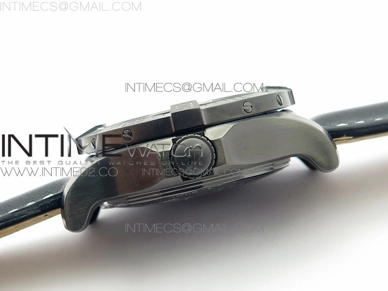 Avenger II Seawolf DLC V2 Best Edition Black Dial Stick Markers Red Second Hand on Black Strap A2836