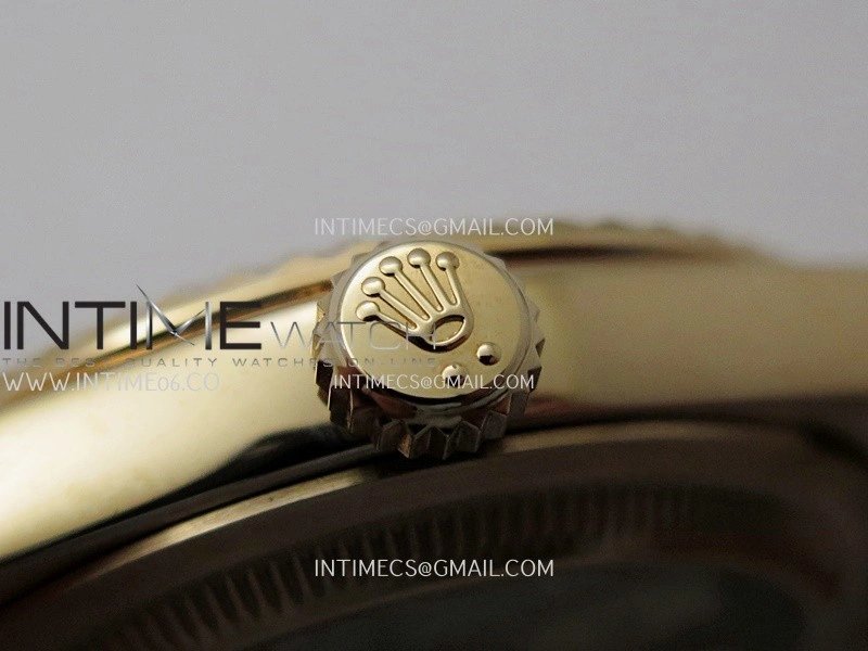 Land Dweller 127235 Gain Weight RG B Factory White Dial On RG Bracelet A7135
