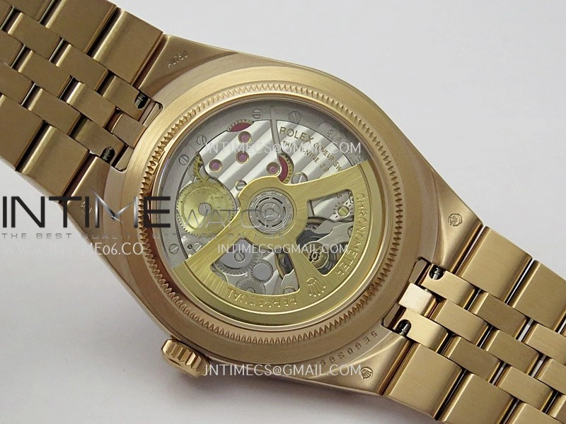 Land Dweller 127235 Gain Weight RG B Factory White Dial On RG Bracelet A7135