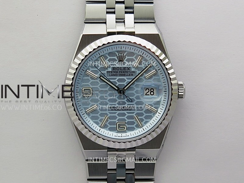 Land Dweller 127236 Gain Weight SS B Factory Ice Blue Dial On SS Bracelet A7135