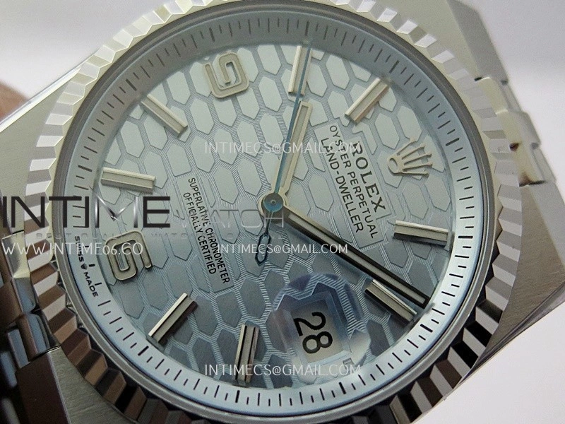 Land Dweller 127236 Gain Weight SS B Factory Ice Blue Dial On SS Bracelet A7135