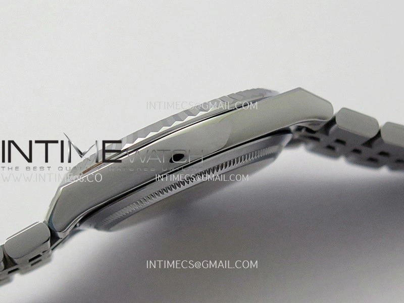 Land Dweller 127236 Gain Weight SS B Factory Ice Blue Dial On SS Bracelet A7135
