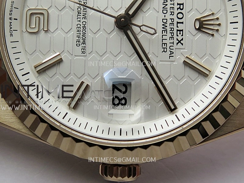 Land Dweller 127335 RG ESF White Dial On RG Bracelet A7135